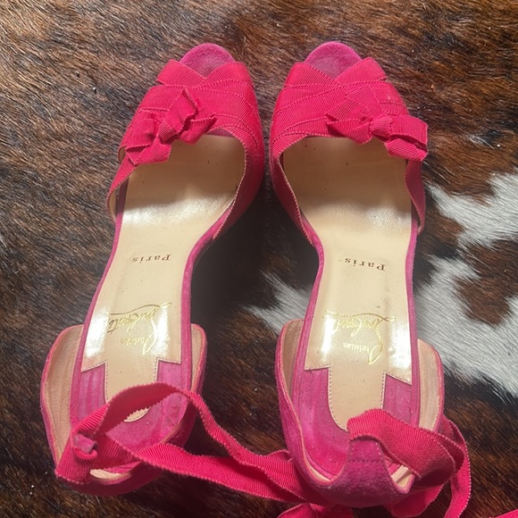 Louboutin heel - Picture 2 of 4